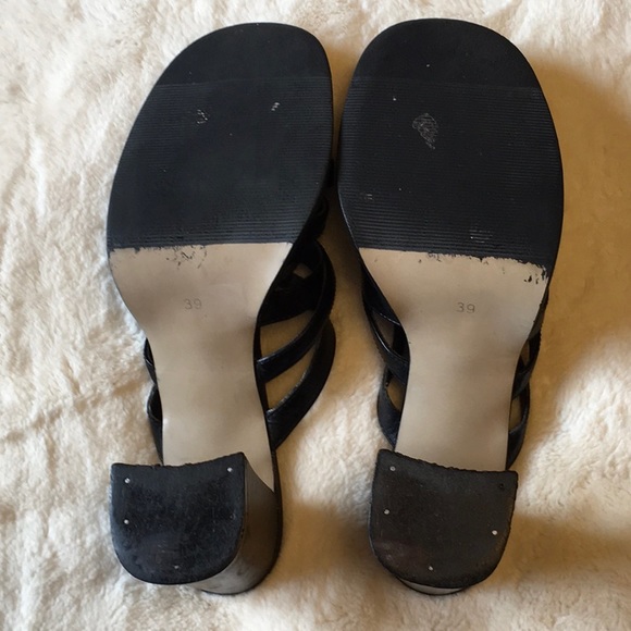 Vintage black platform sandal. - Picture 6 of 6